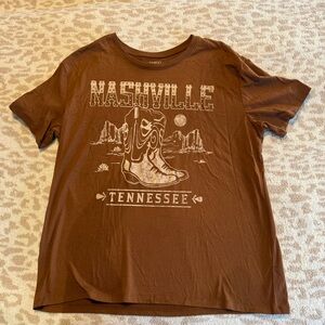 Time and Tru Brown Graphic Tee